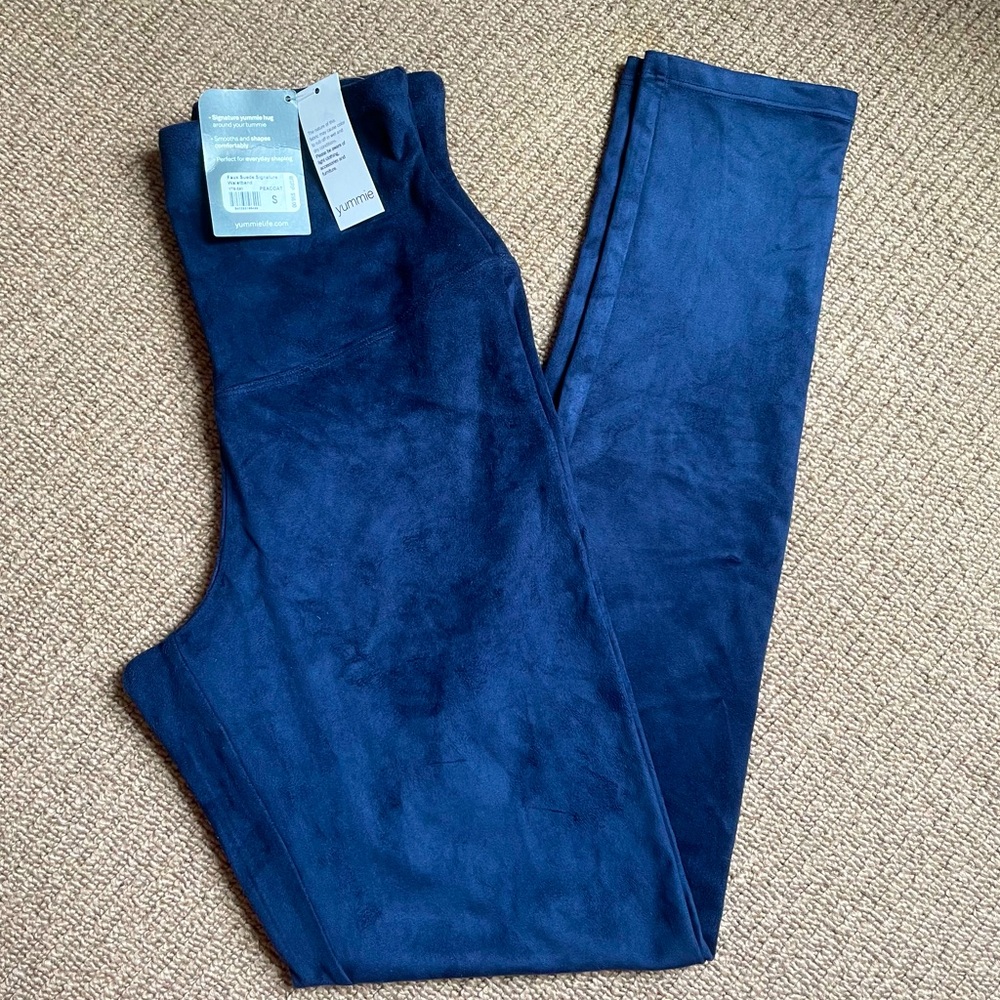 Yummie navy faux suede leggings; Size S
